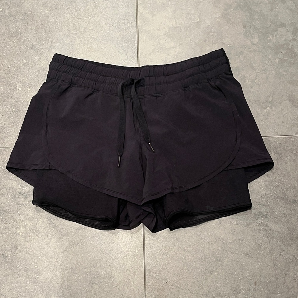 Lululemon Black Women's Athletic Shorts with Mesh Biker Attached